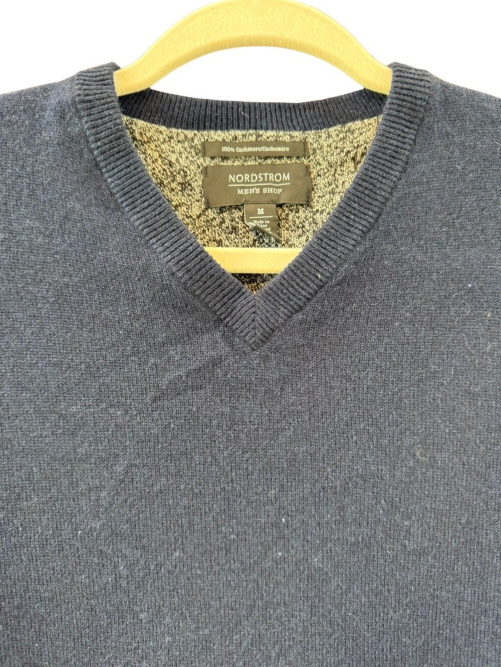 Nordstrom Men's Shop 100% Cashmere V-Neck Sweater Navy M - Picture 4 of 4